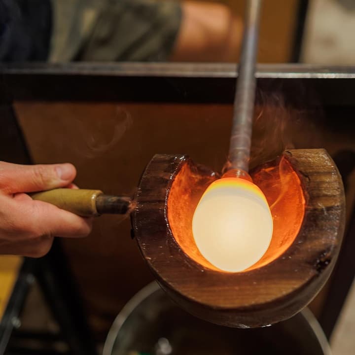 Мастер-класс в стеклодувной мастерской