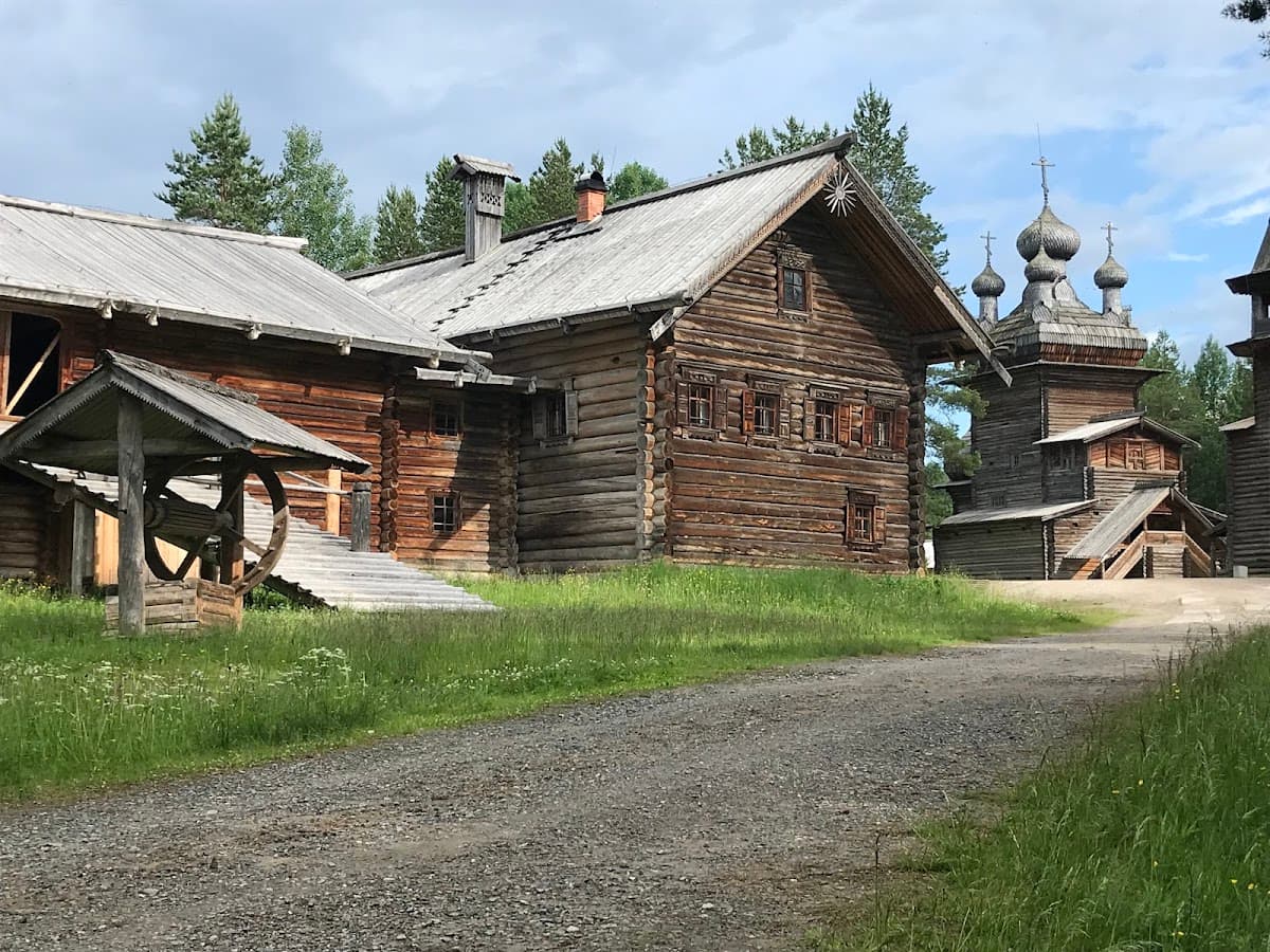 Музей деревянного зодчества «Малые Корелы»