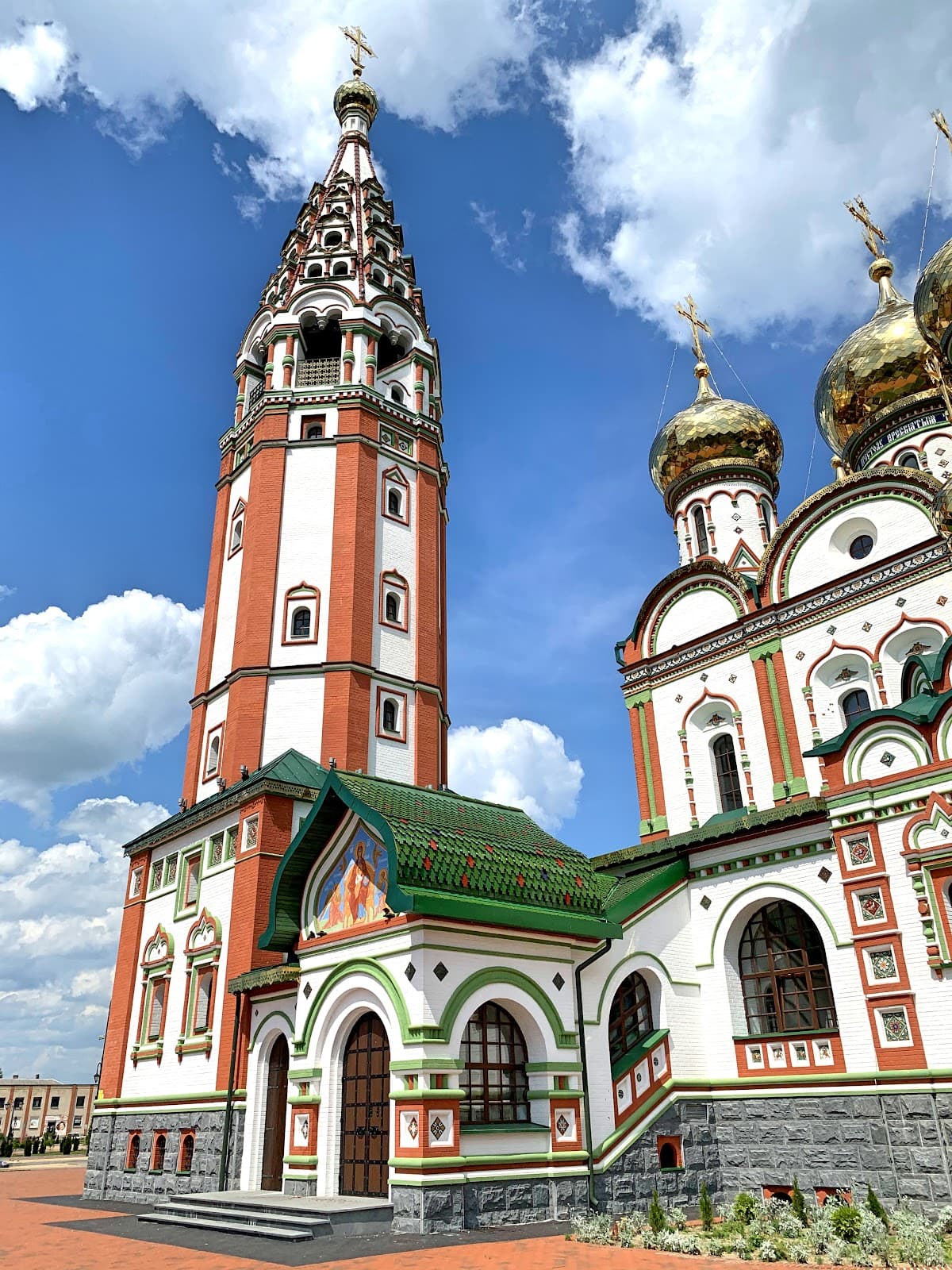 Храм Всех Святых